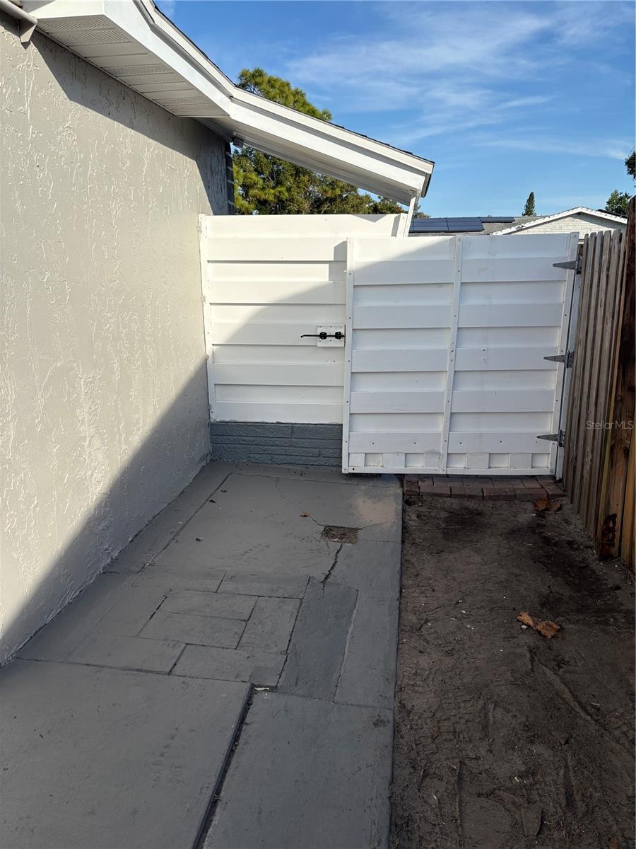 Image 6 of 26 For 1435 Maybury Drive