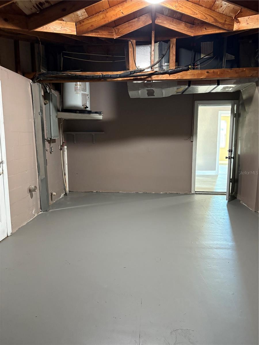 Image 7 of 26 For 1435 Maybury Drive