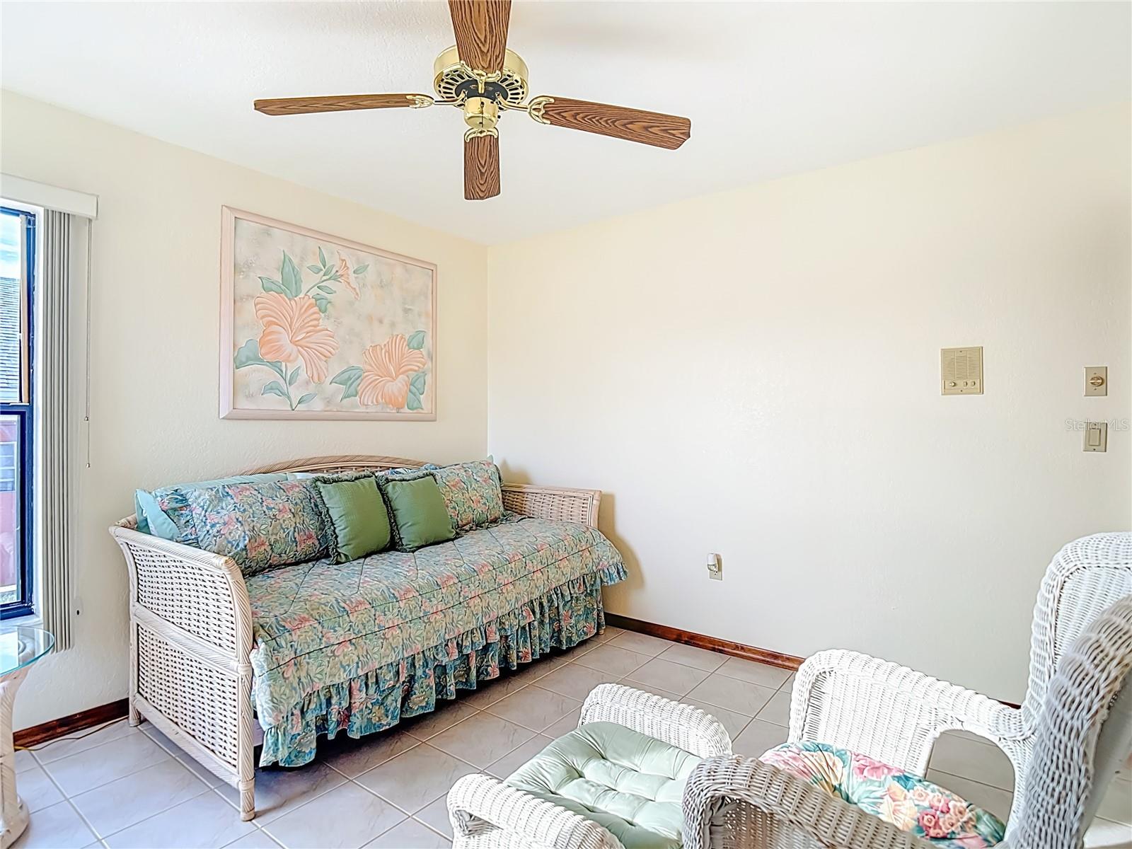 Listing photo id 31 for 133 Canby Circle