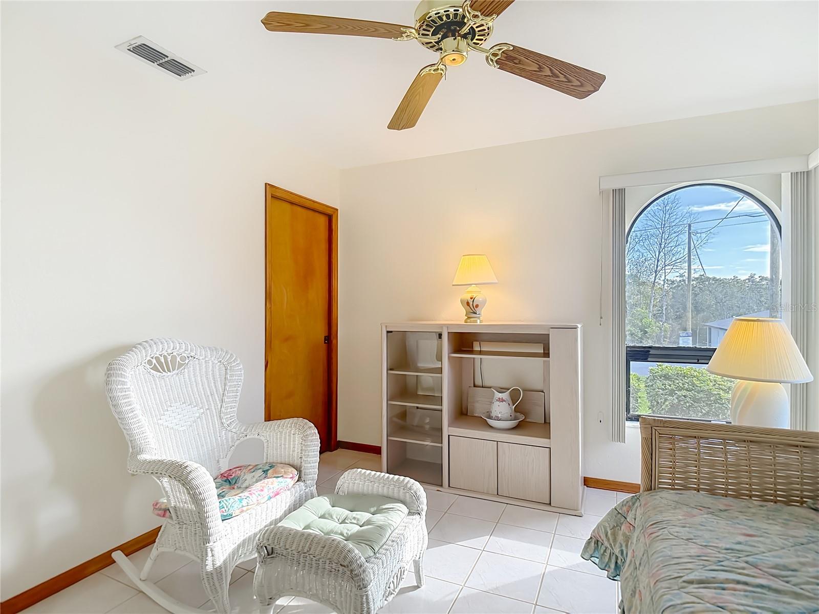 Listing photo id 33 for 133 Canby Circle