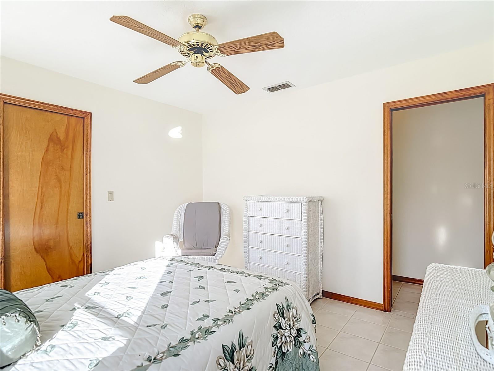 Listing photo id 35 for 133 Canby Circle