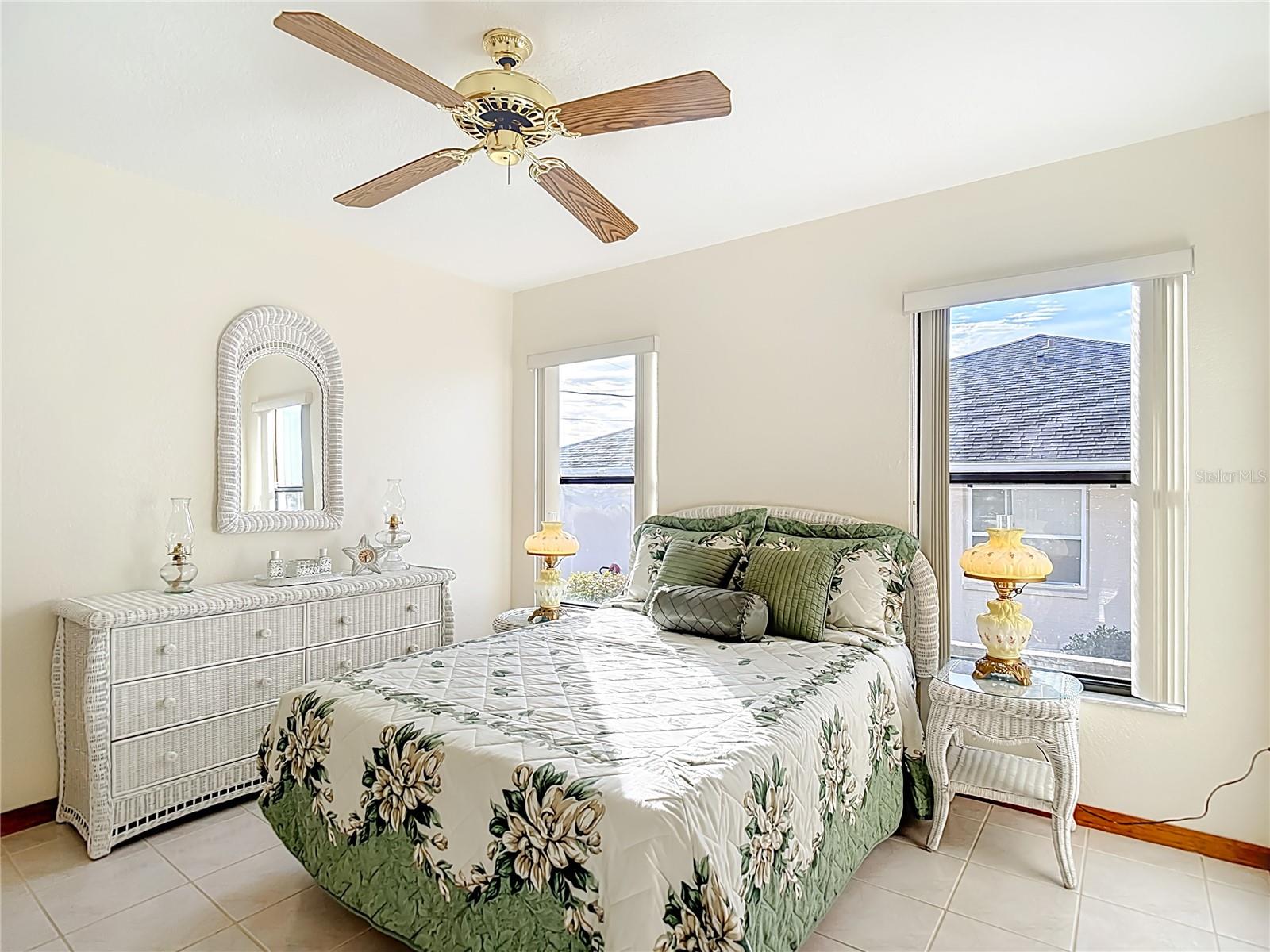 Listing photo id 37 for 133 Canby Circle