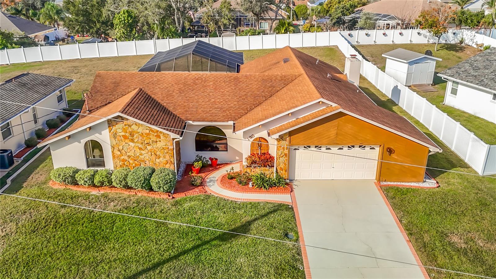 Listing photo id 3 for 133 Canby Circle