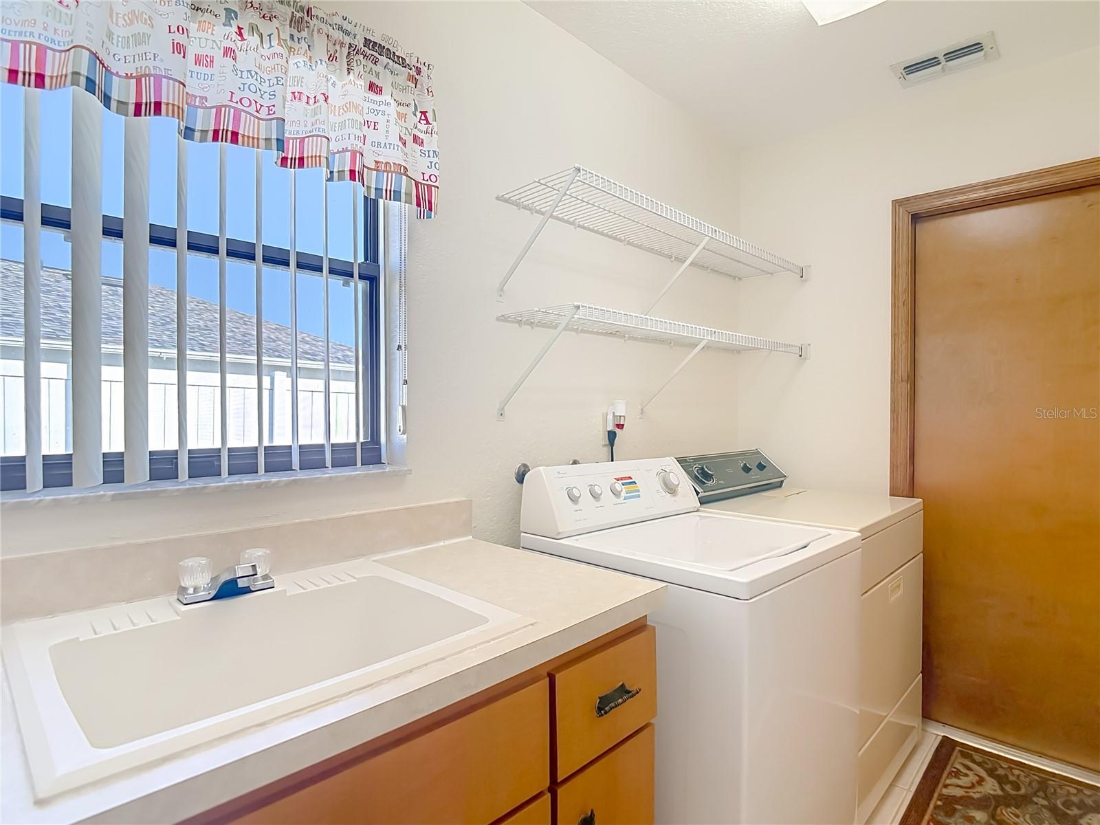 Listing photo id 51 for 133 Canby Circle