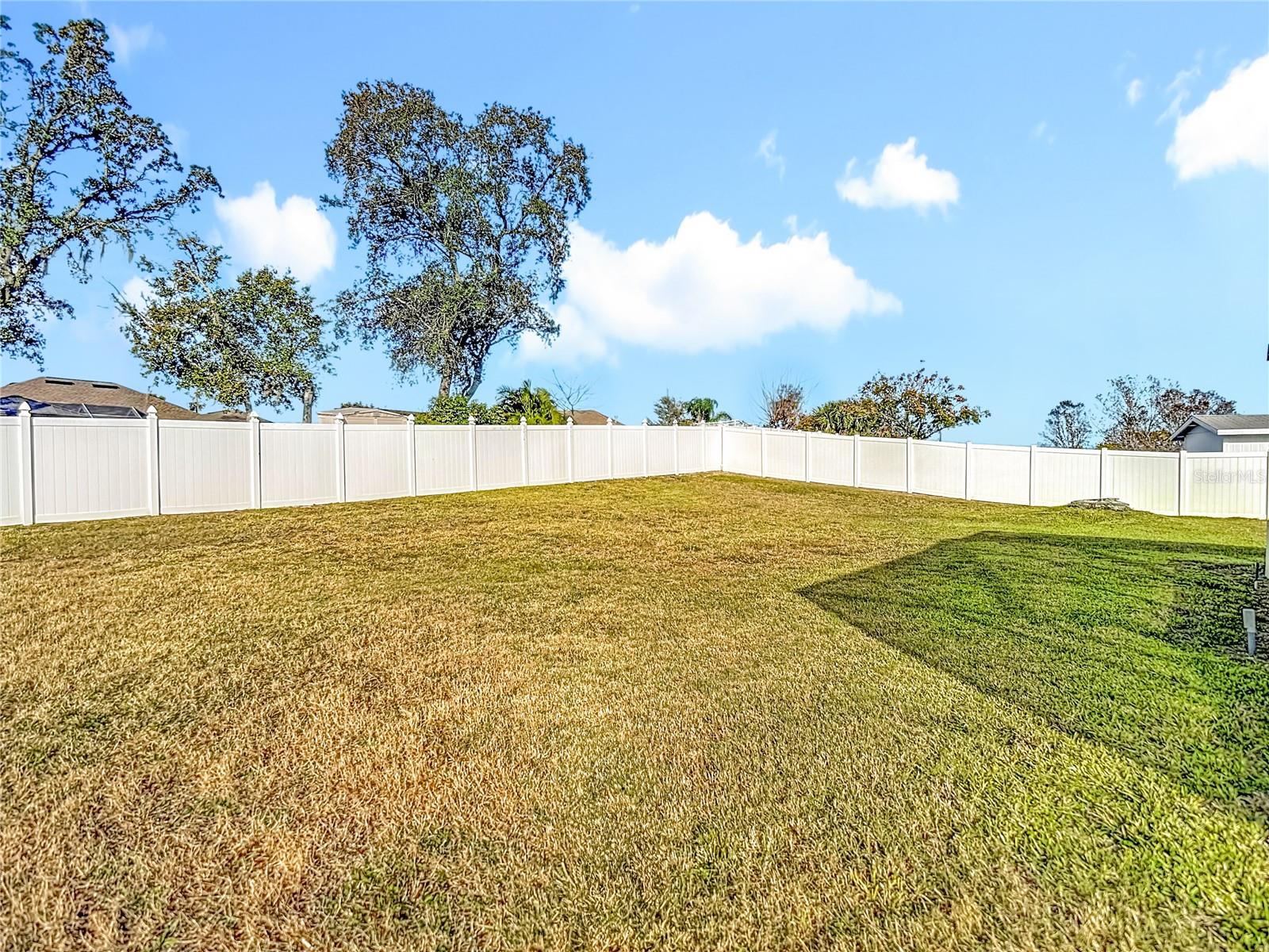 Listing photo id 66 for 133 Canby Circle