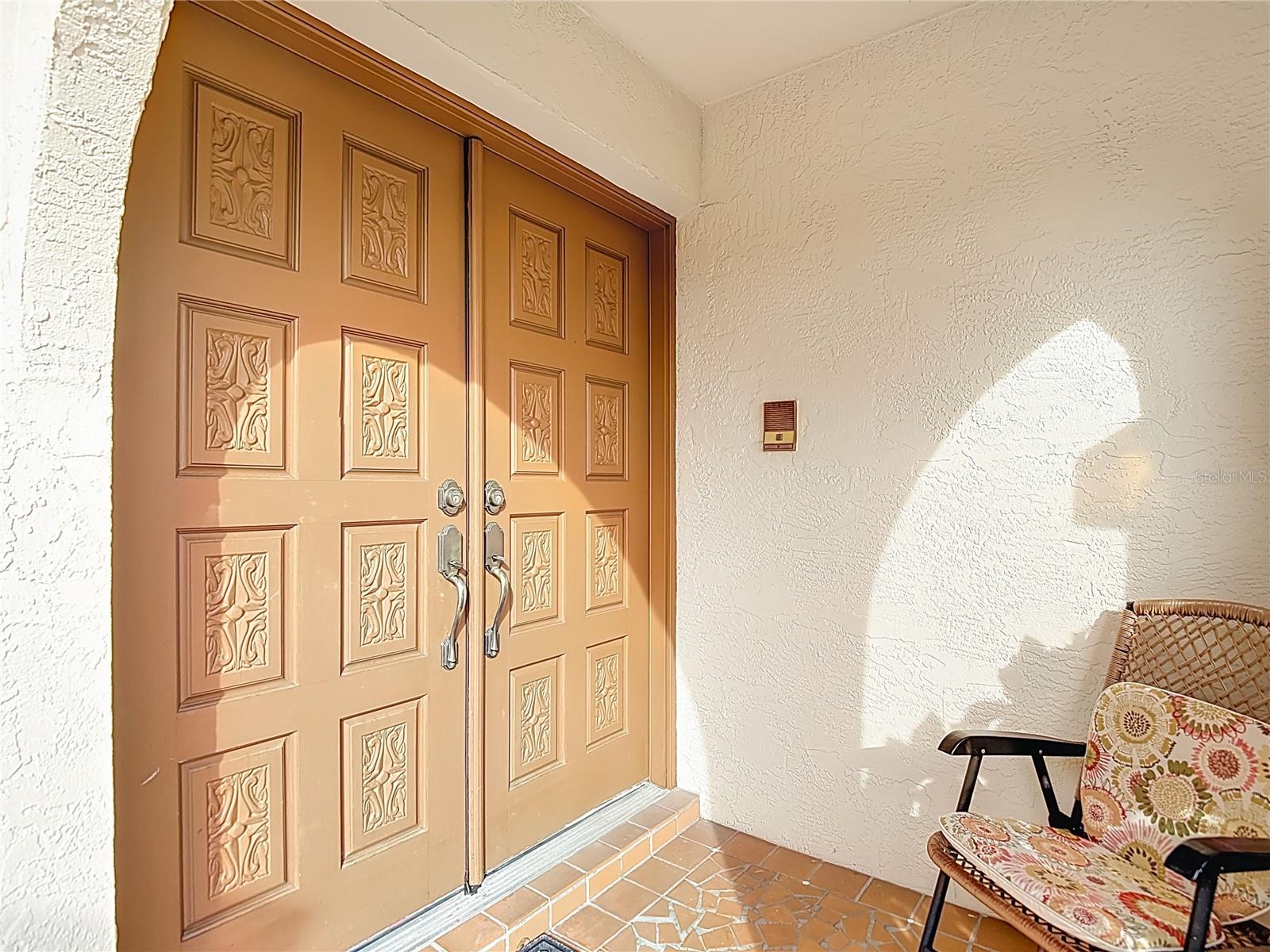 Listing photo id 6 for 133 Canby Circle