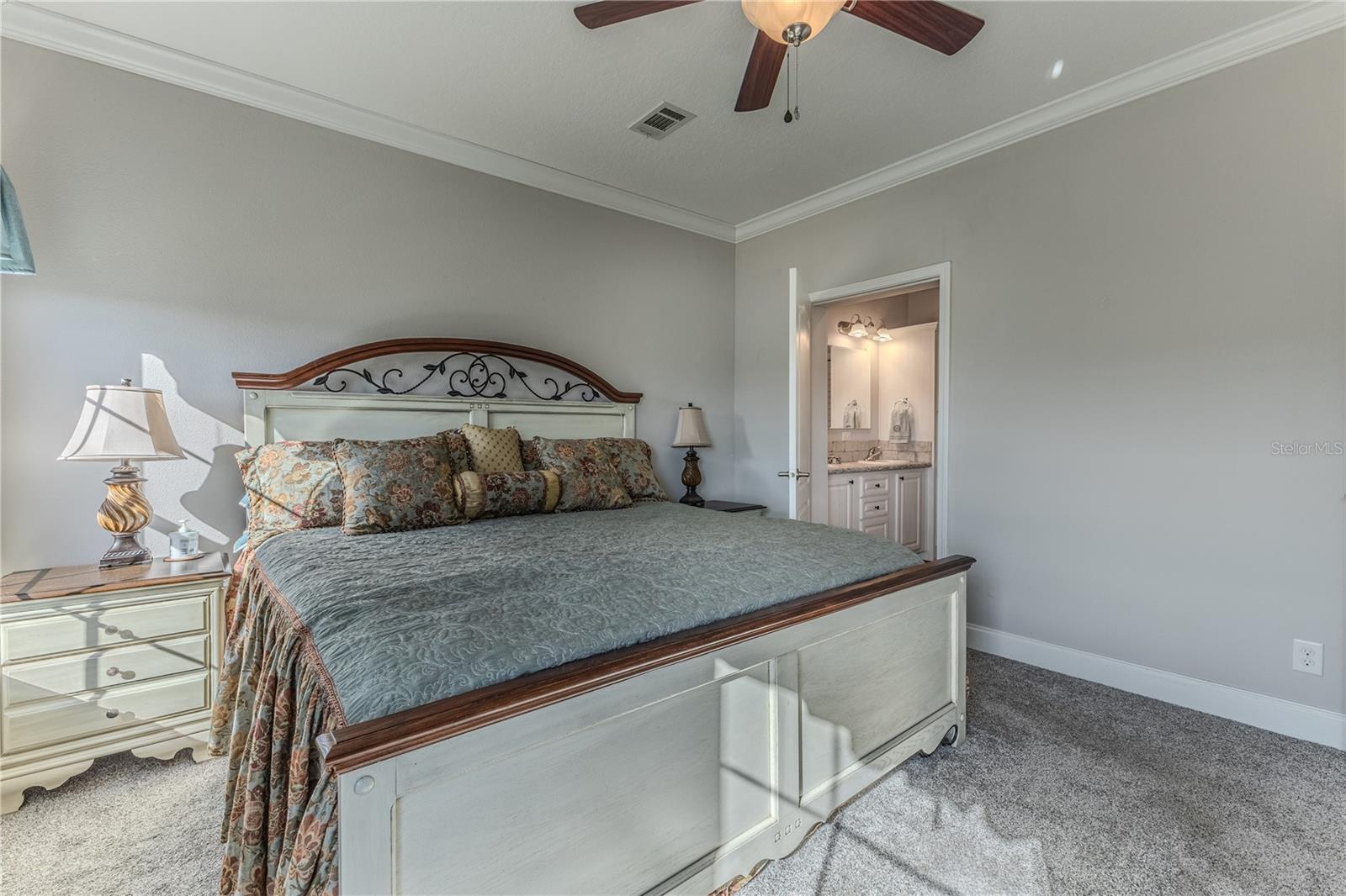 Image 32 of 64 For 3356 Oleander Drive