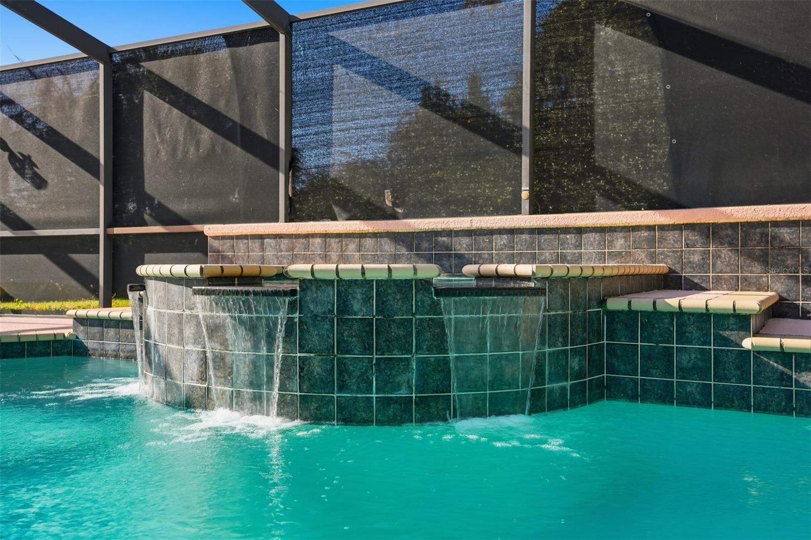 Image 47 of 64 For 186 Crestwood Avenue