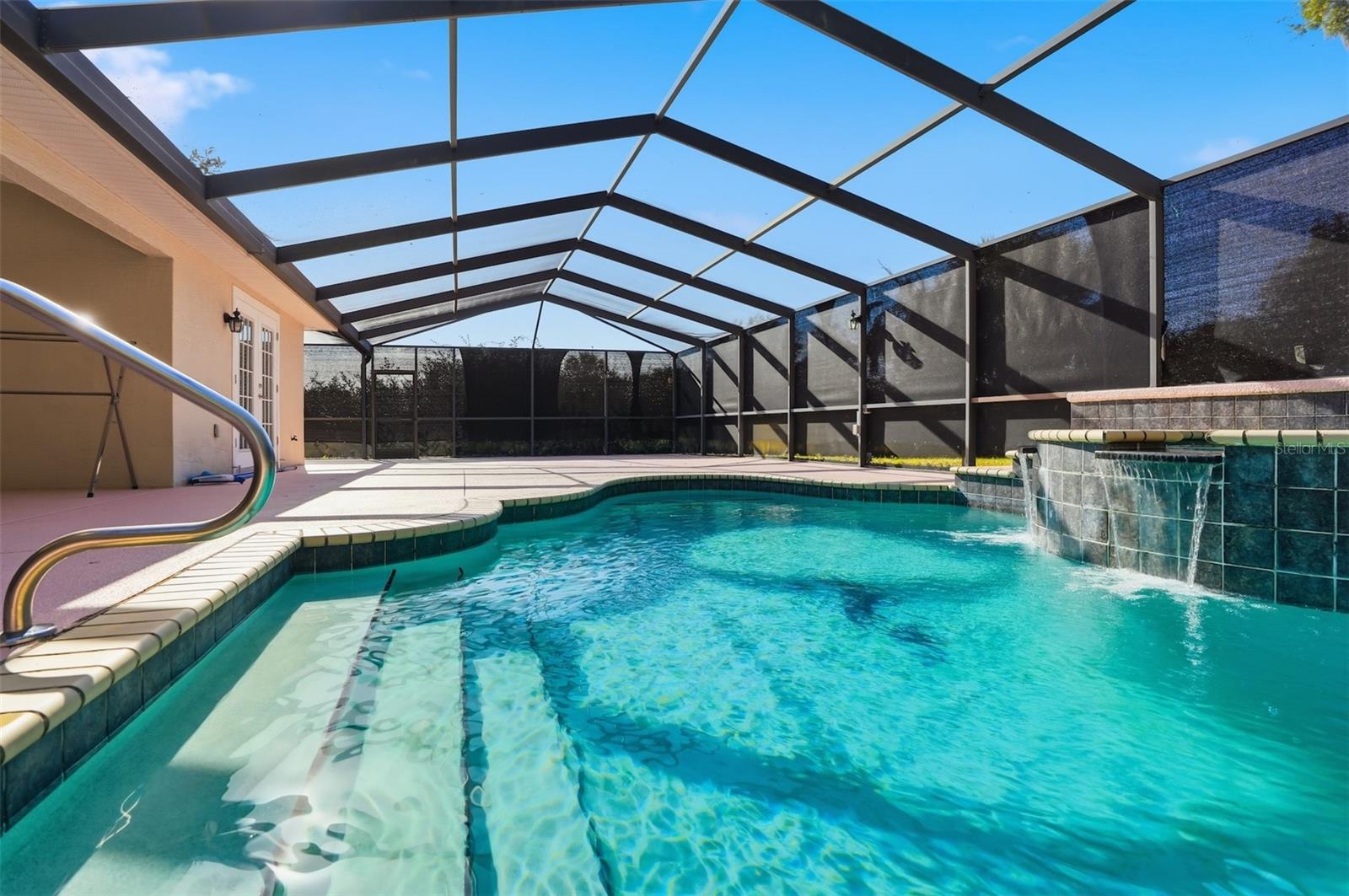 Image 48 of 64 For 186 Crestwood Avenue