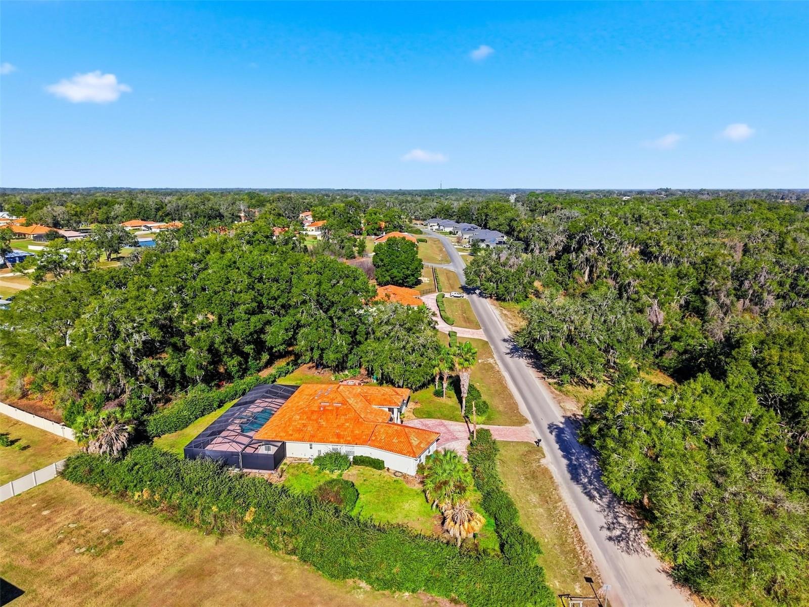 Image 59 of 64 For 186 Crestwood Avenue