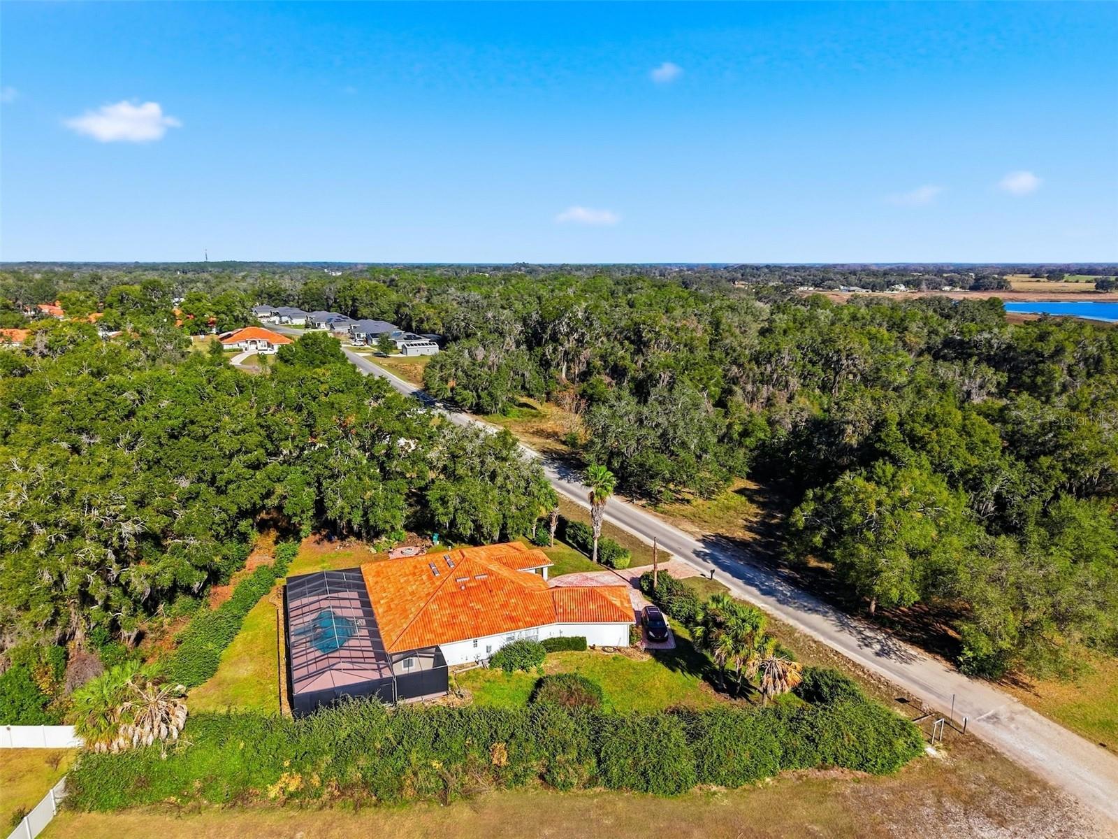 Image 60 of 64 For 186 Crestwood Avenue