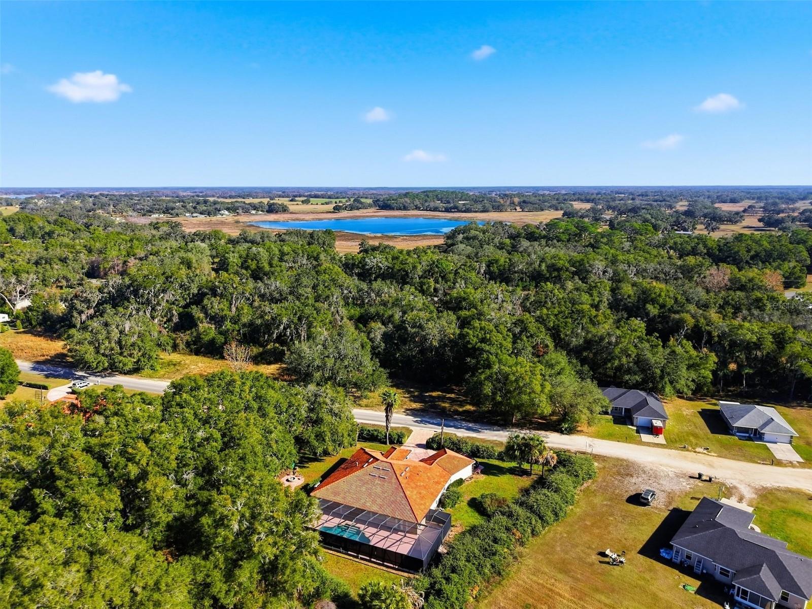 Image 61 of 64 For 186 Crestwood Avenue