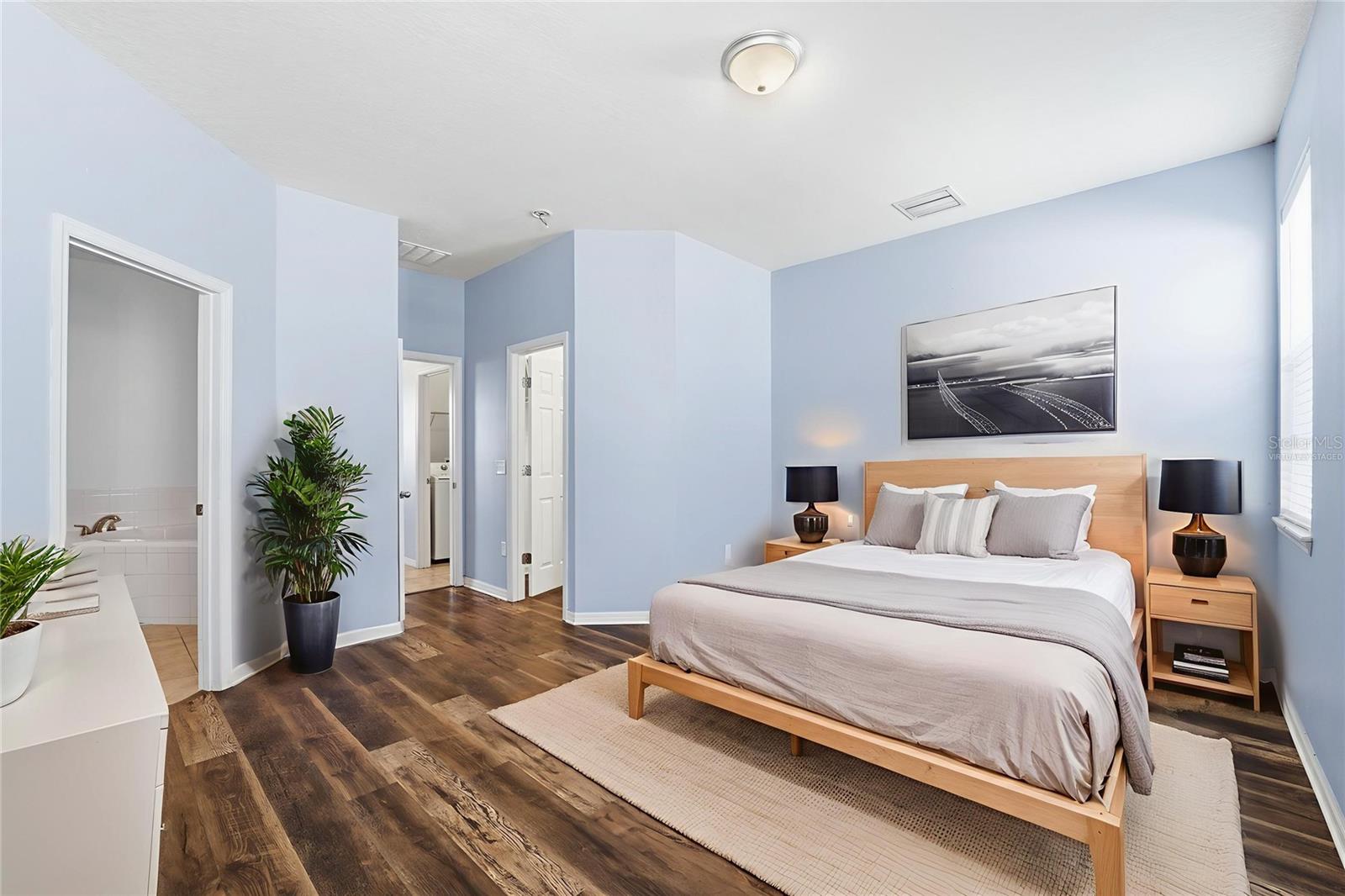 Image 13 of 56 For 30726 Water Lily Drive