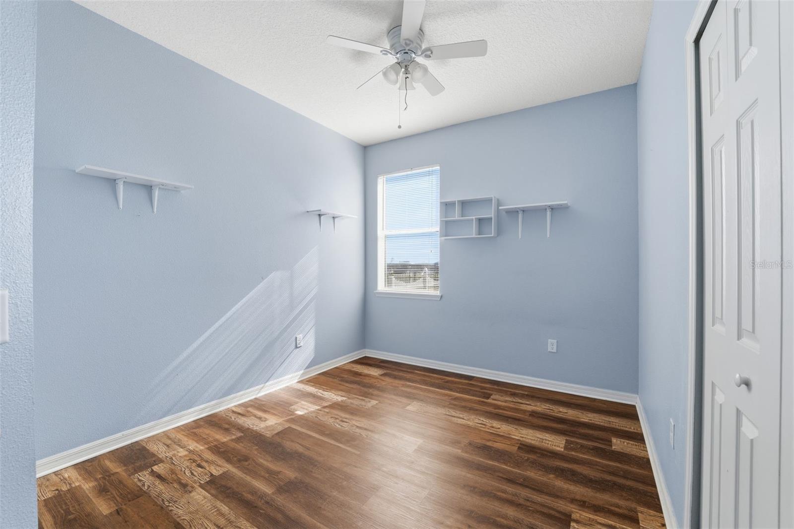 Image 17 of 56 For 30726 Water Lily Drive