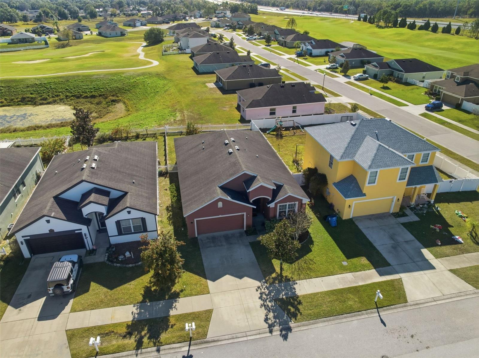 Image 28 of 56 For 30726 Water Lily Drive