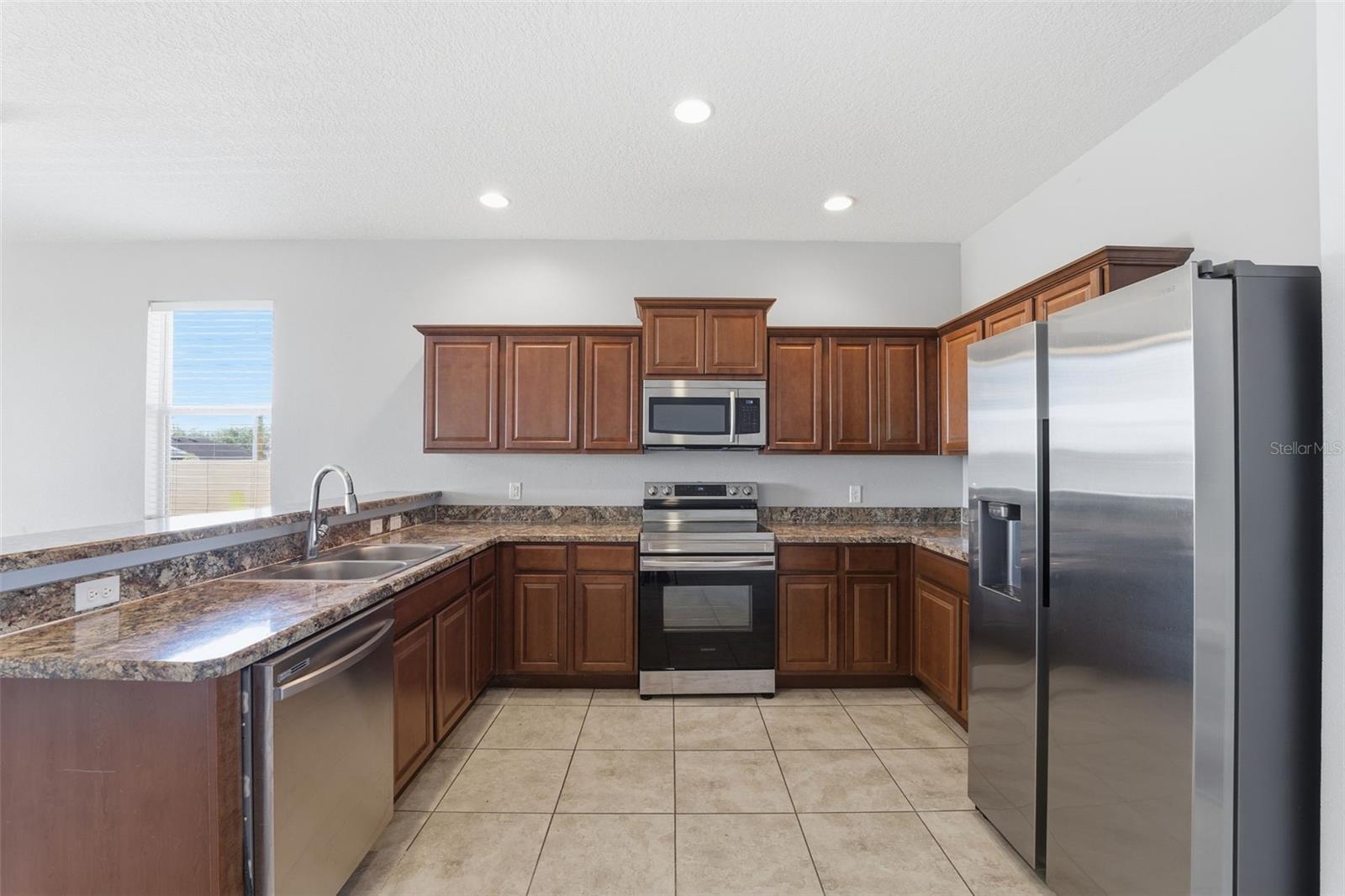 Image 48 of 56 For 30726 Water Lily Drive