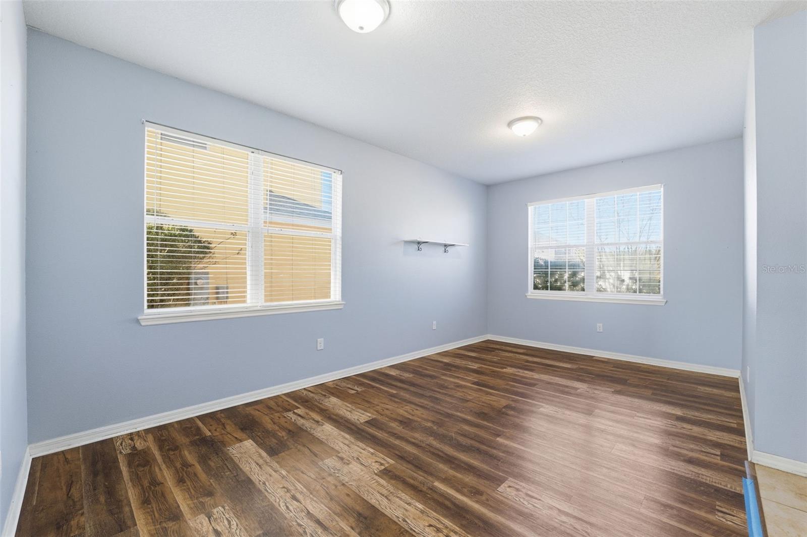 Image 5 of 56 For 30726 Water Lily Drive