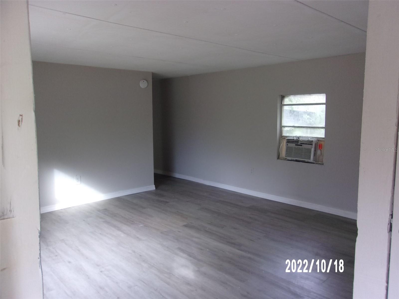 Listing photo id 12 for 11105 Pinto Drive