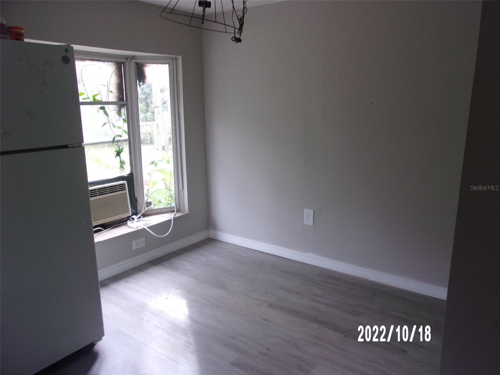 Listing photo id 14 for 11105 Pinto Drive