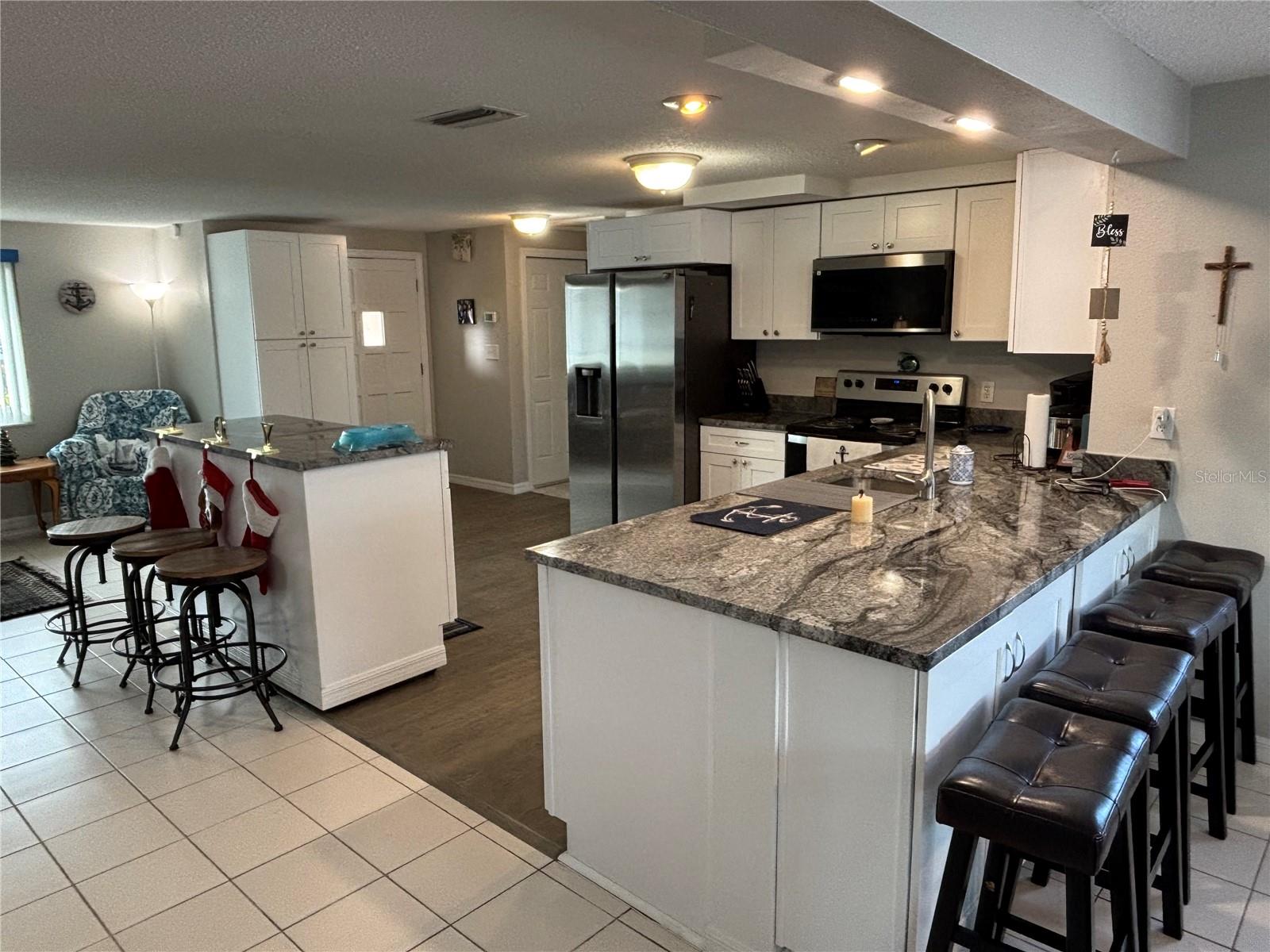 Image 6 of 24 For 4926 Shell Stream Boulevard