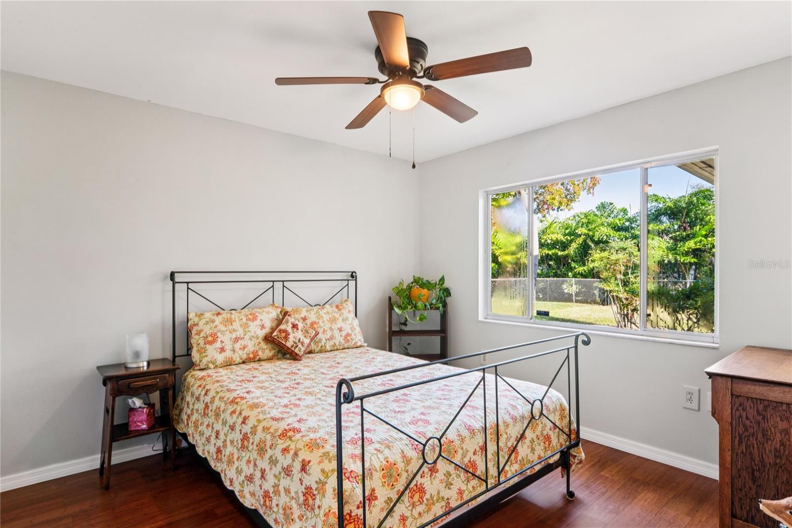 Listing photo id 24 for 12906 Sandburst Lane