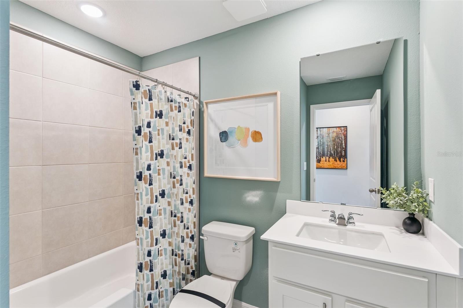 Image 17 of 23 For 2266 Red Pine Court