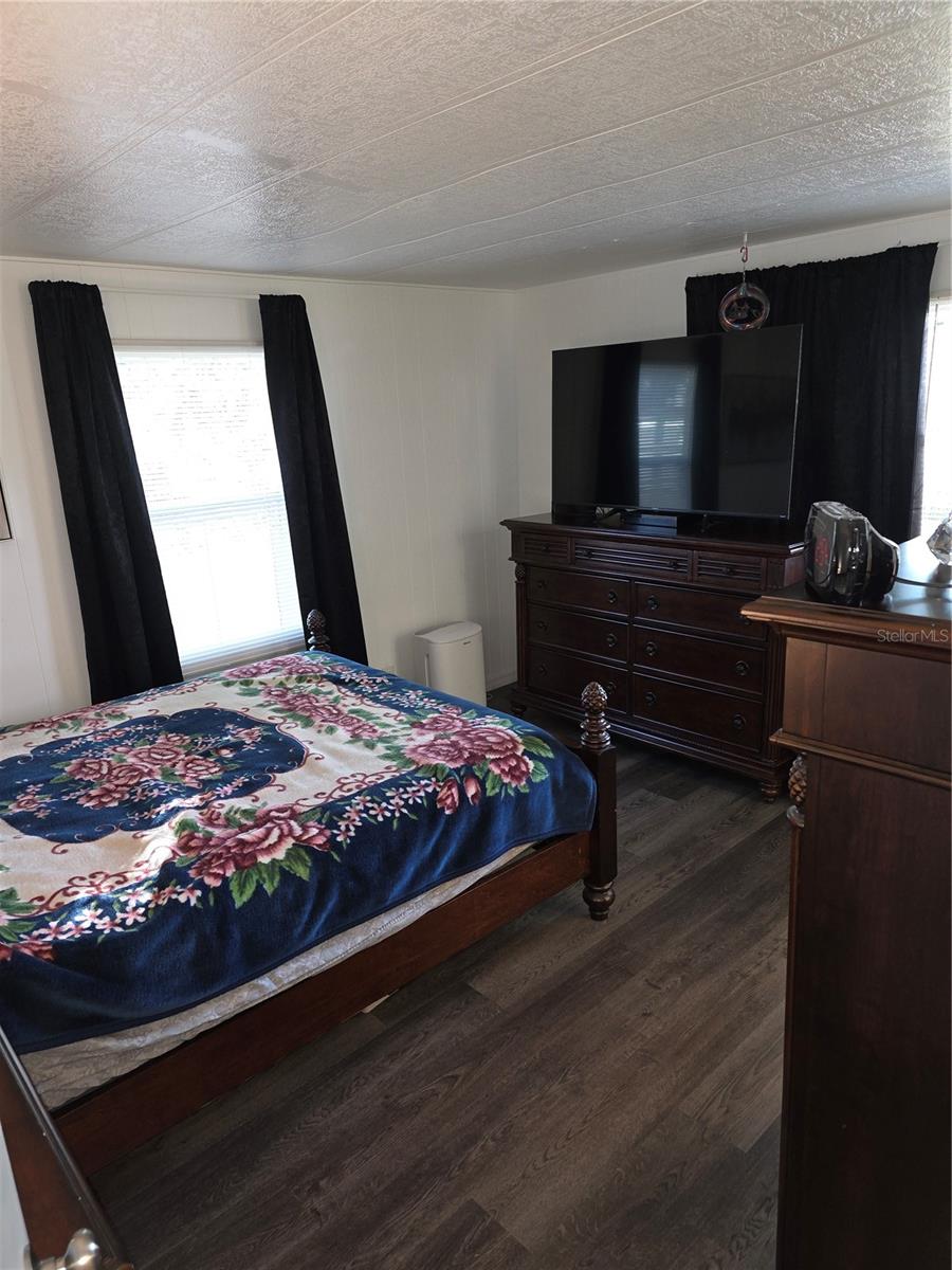 Image 18 of 21 For 102 Barefoot Trail