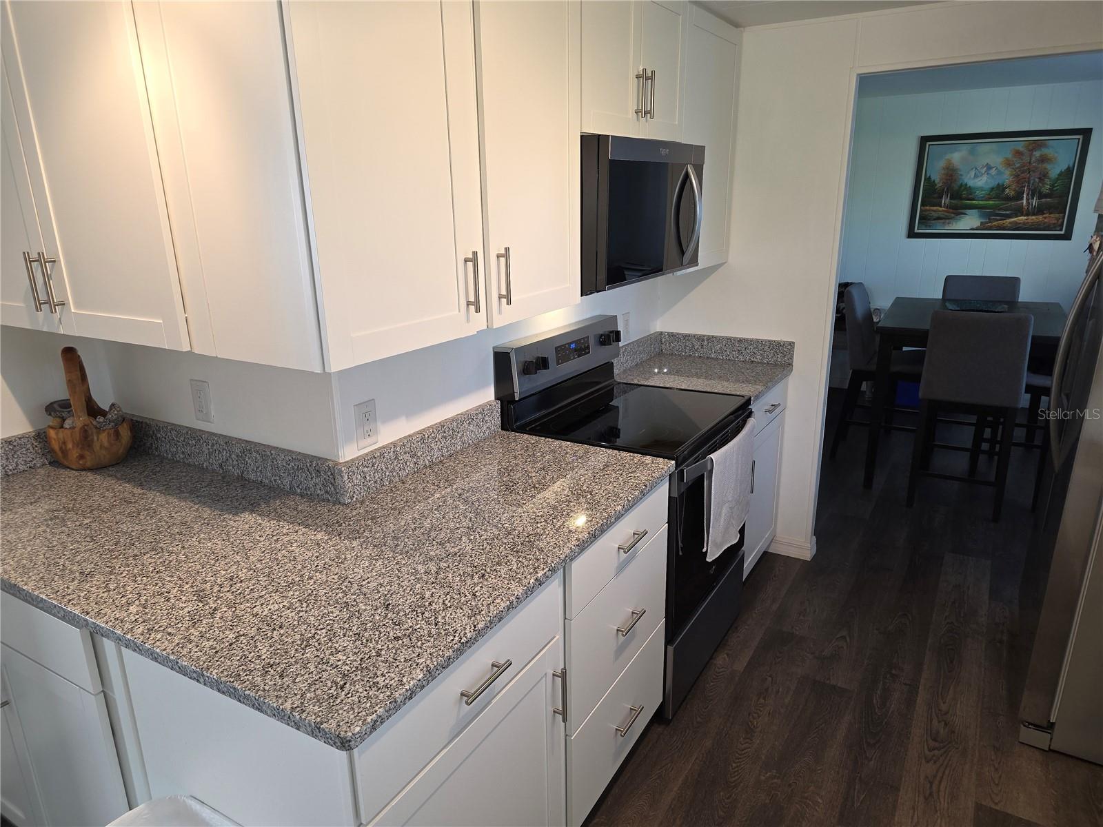 Image 7 of 21 For 102 Barefoot Trail