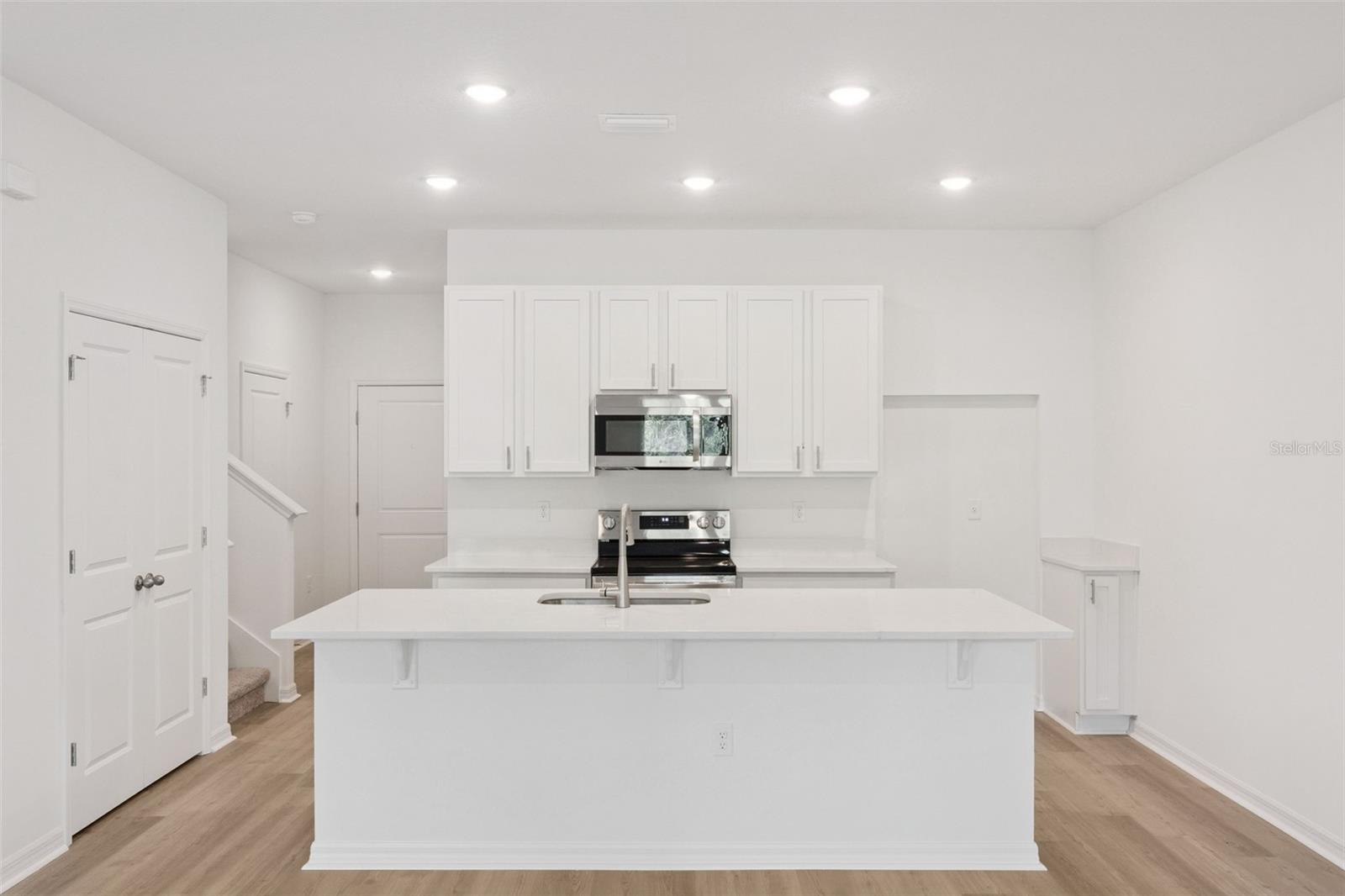 Image 5 of 24 For 2258 Red Pine Court