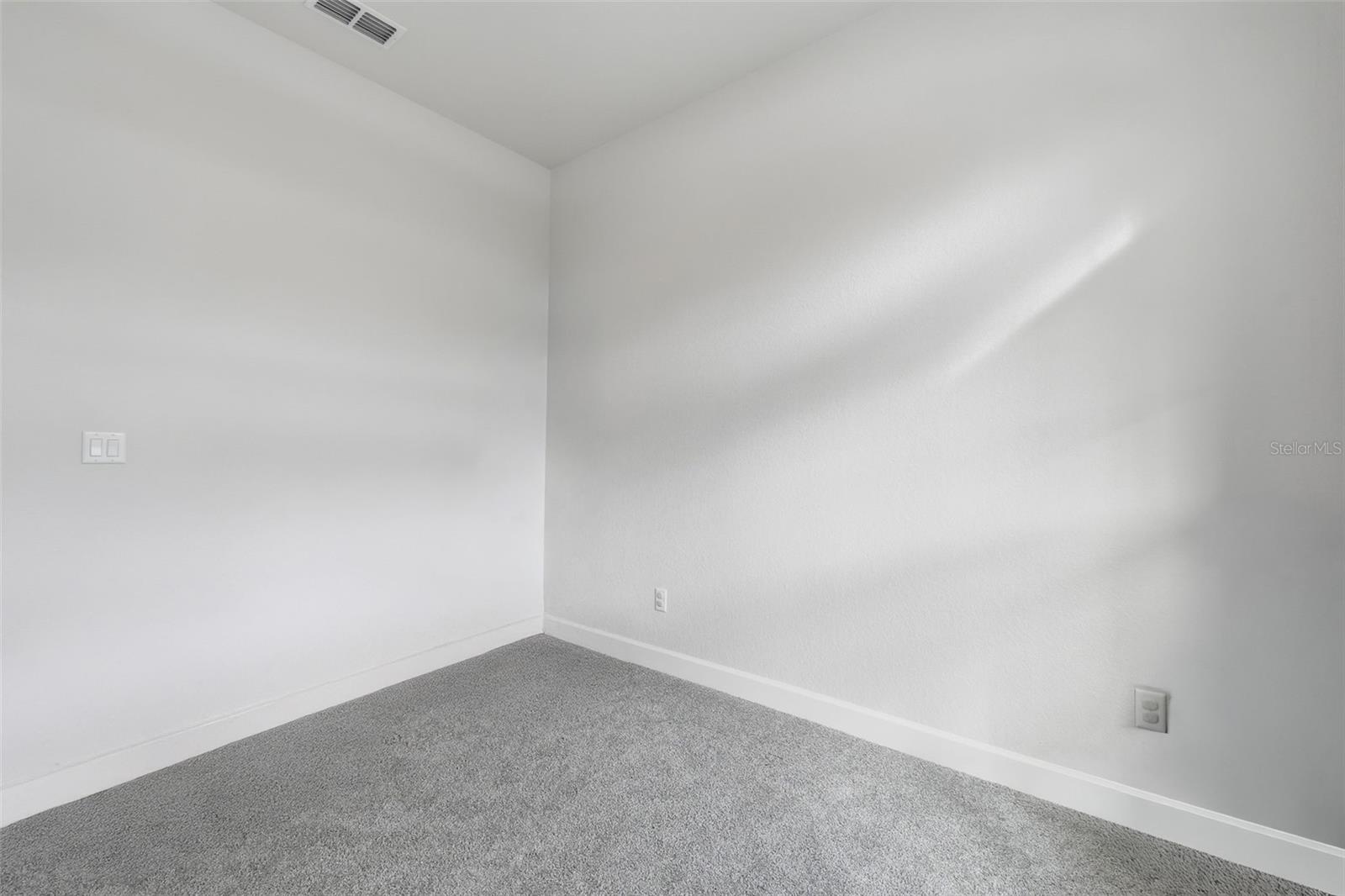 Image 19 of 81 For 14351 Carolina Chickadee Road