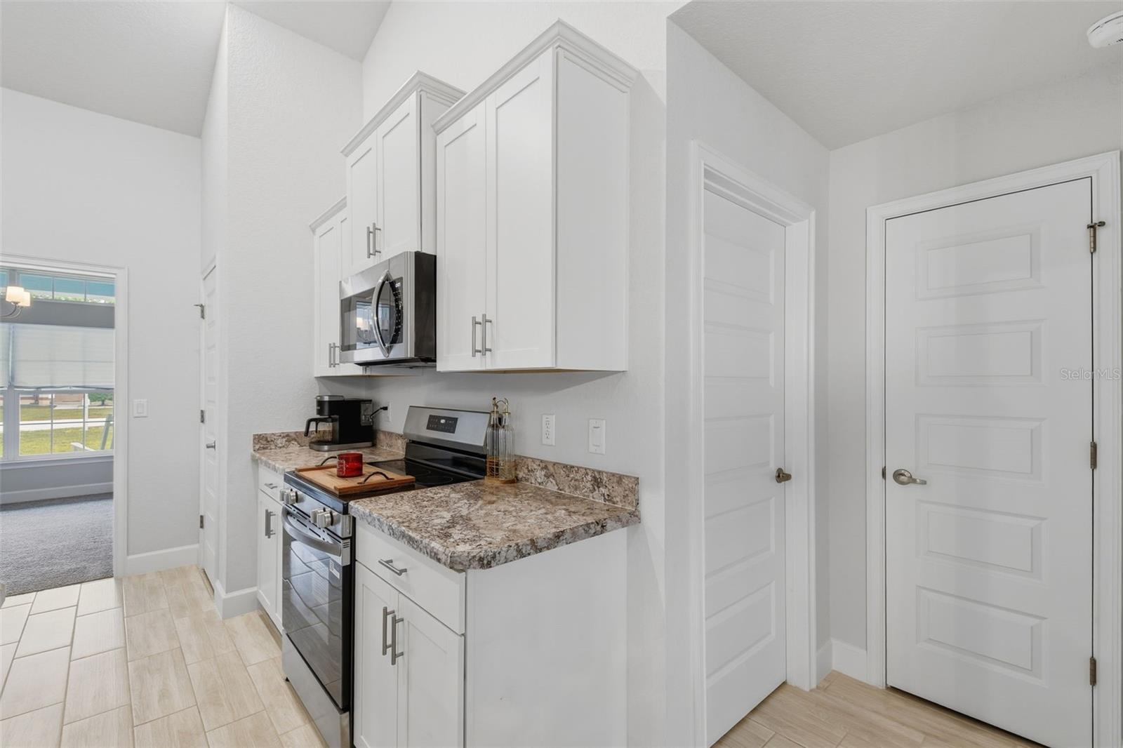 Image 24 of 81 For 14351 Carolina Chickadee Road