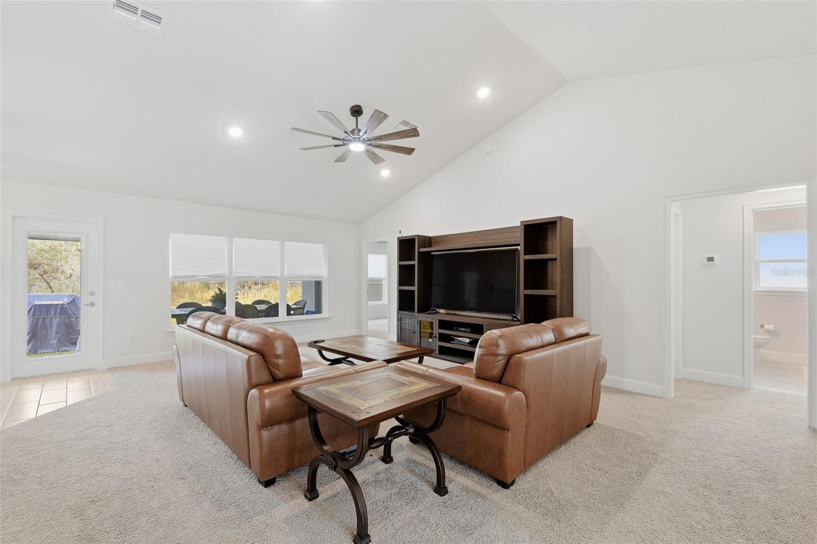 Image 33 of 81 For 14351 Carolina Chickadee Road