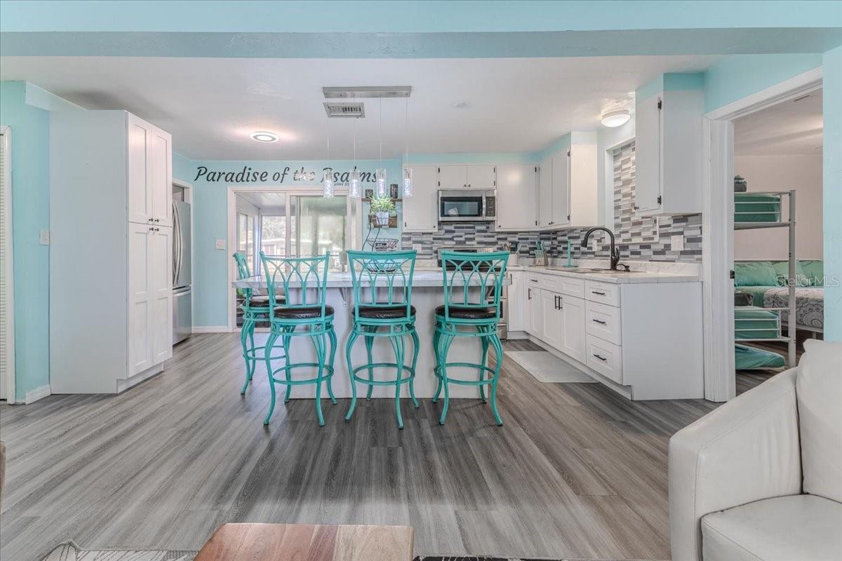 Image 19 of 48 For 5261 Circle Drive