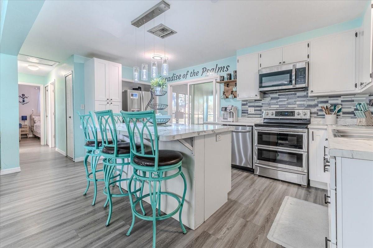 Image 22 of 48 For 5261 Circle Drive