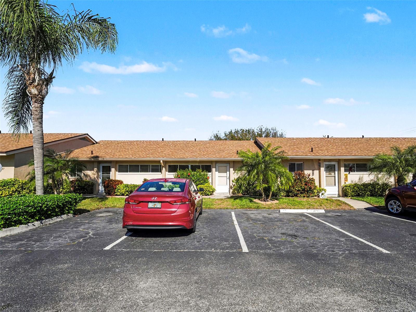 Image 4 of 48 For 2779 Woodgate Lane 33