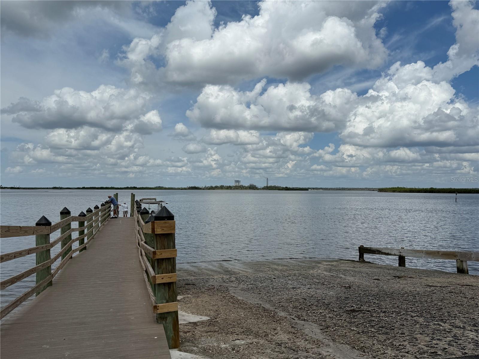 Listing photo id 12 for 326 Homeway Loop