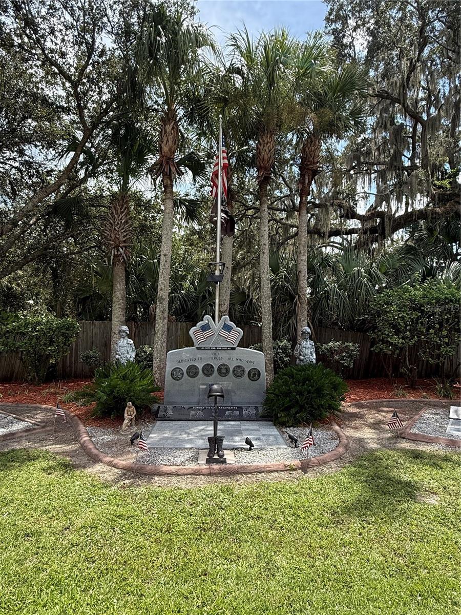 Listing photo id 25 for 326 Homeway Loop