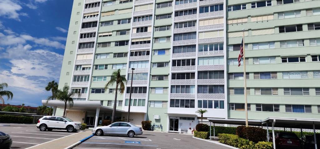 Details for 31 Island Way 303, CLEARWATER BEACH, FL 33767