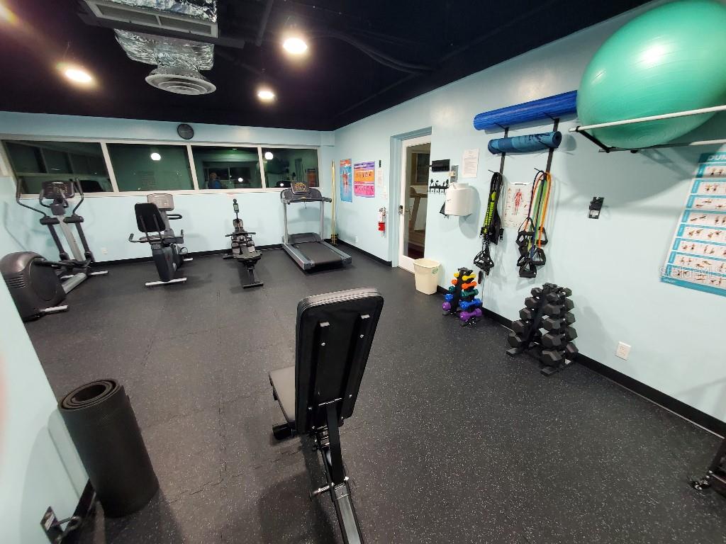 Image 22 of 26 For 31 Island Way 303