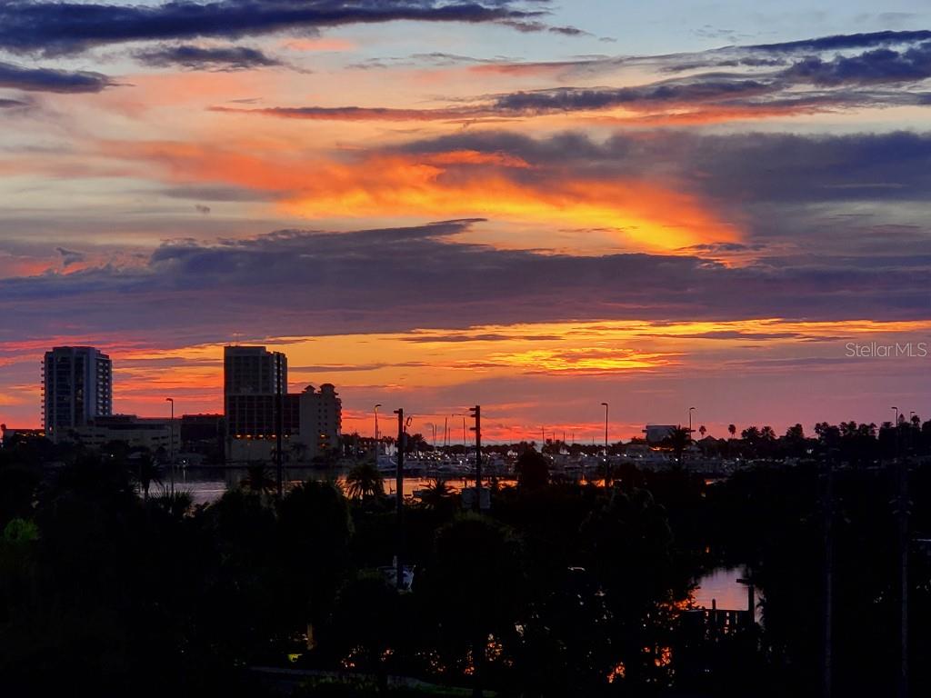 Image 25 of 26 For 31 Island Way 303