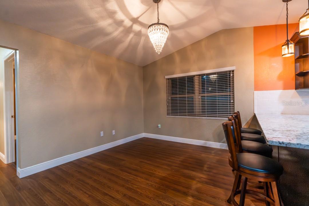 Listing photo id 18 for 5518 Elkcam Boulevard