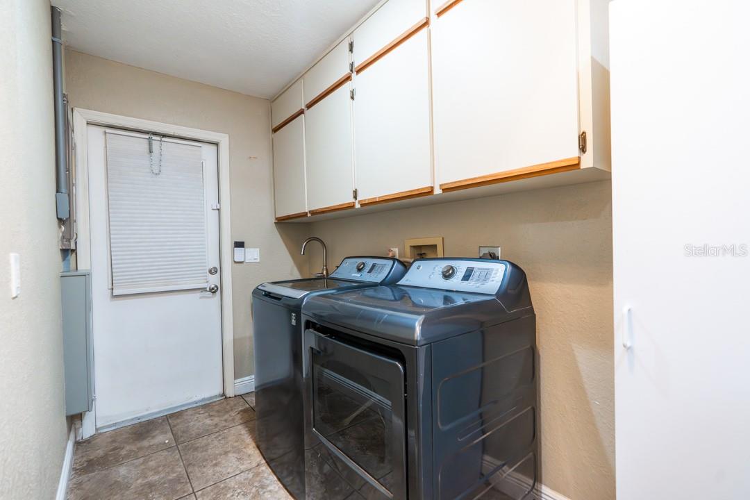 Listing photo id 19 for 5518 Elkcam Boulevard