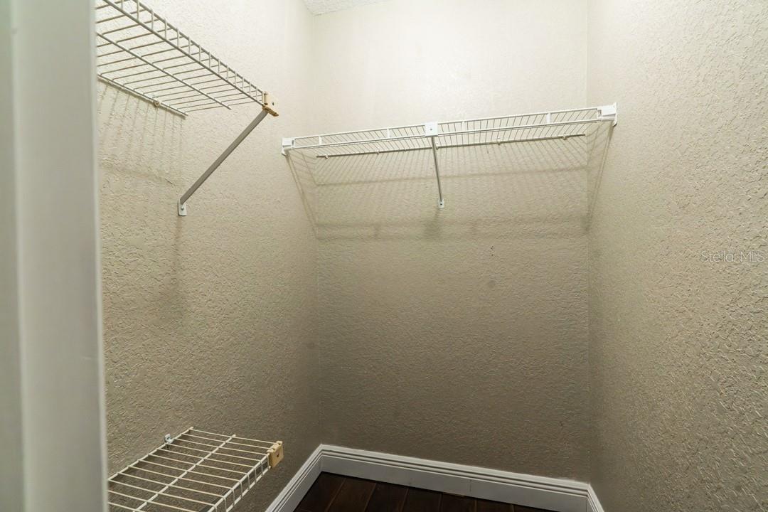 Listing photo id 22 for 5518 Elkcam Boulevard