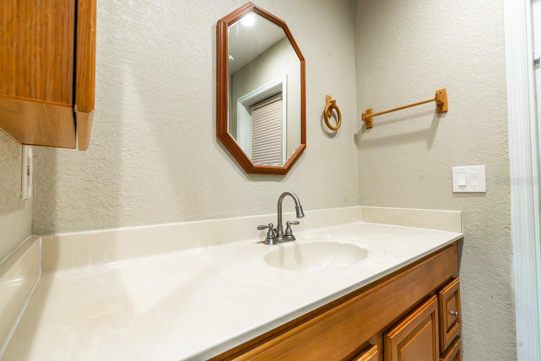 Listing photo id 24 for 5518 Elkcam Boulevard