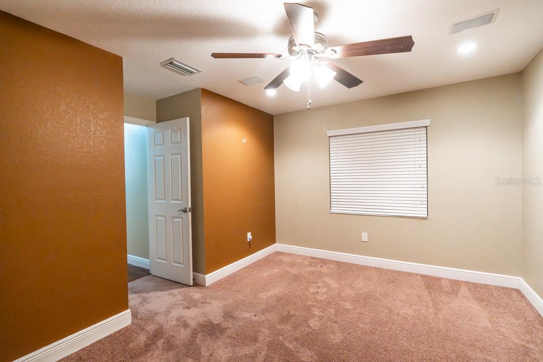 Listing photo id 28 for 5518 Elkcam Boulevard