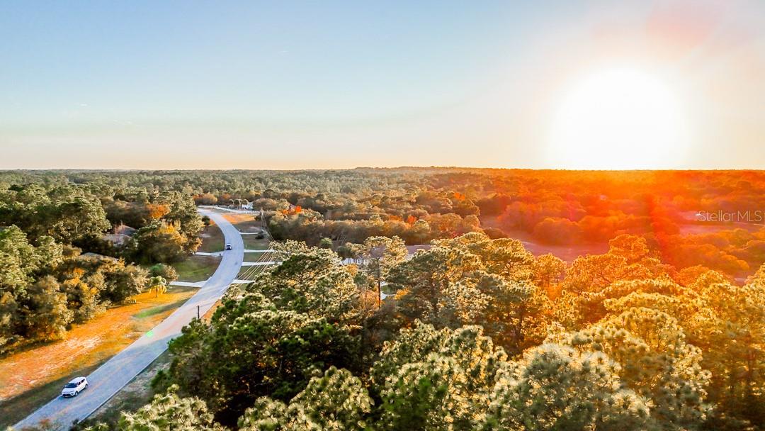 Listing photo id 35 for 5518 Elkcam Boulevard