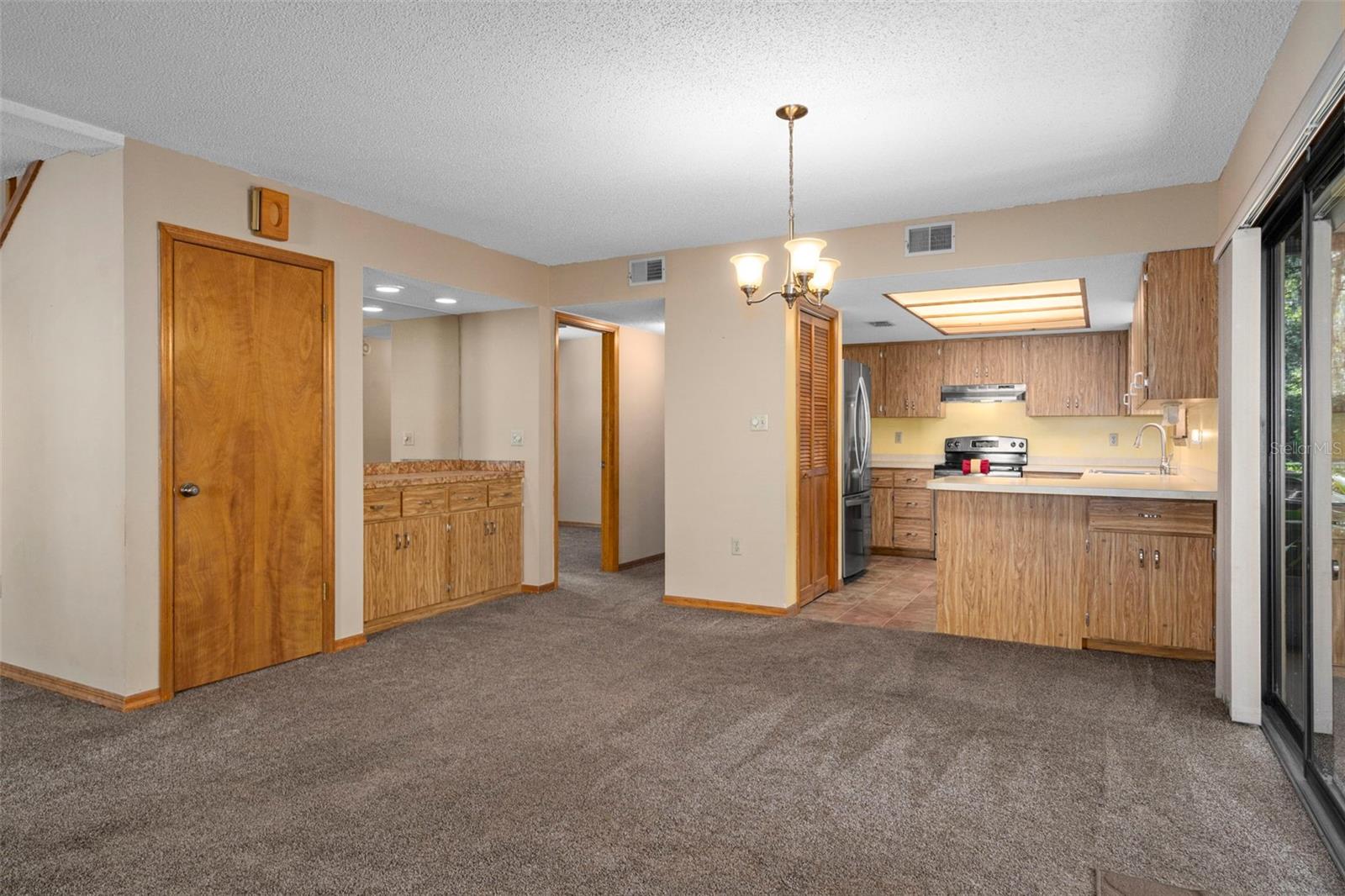 Image 23 of 56 For 12047 Timber Lane