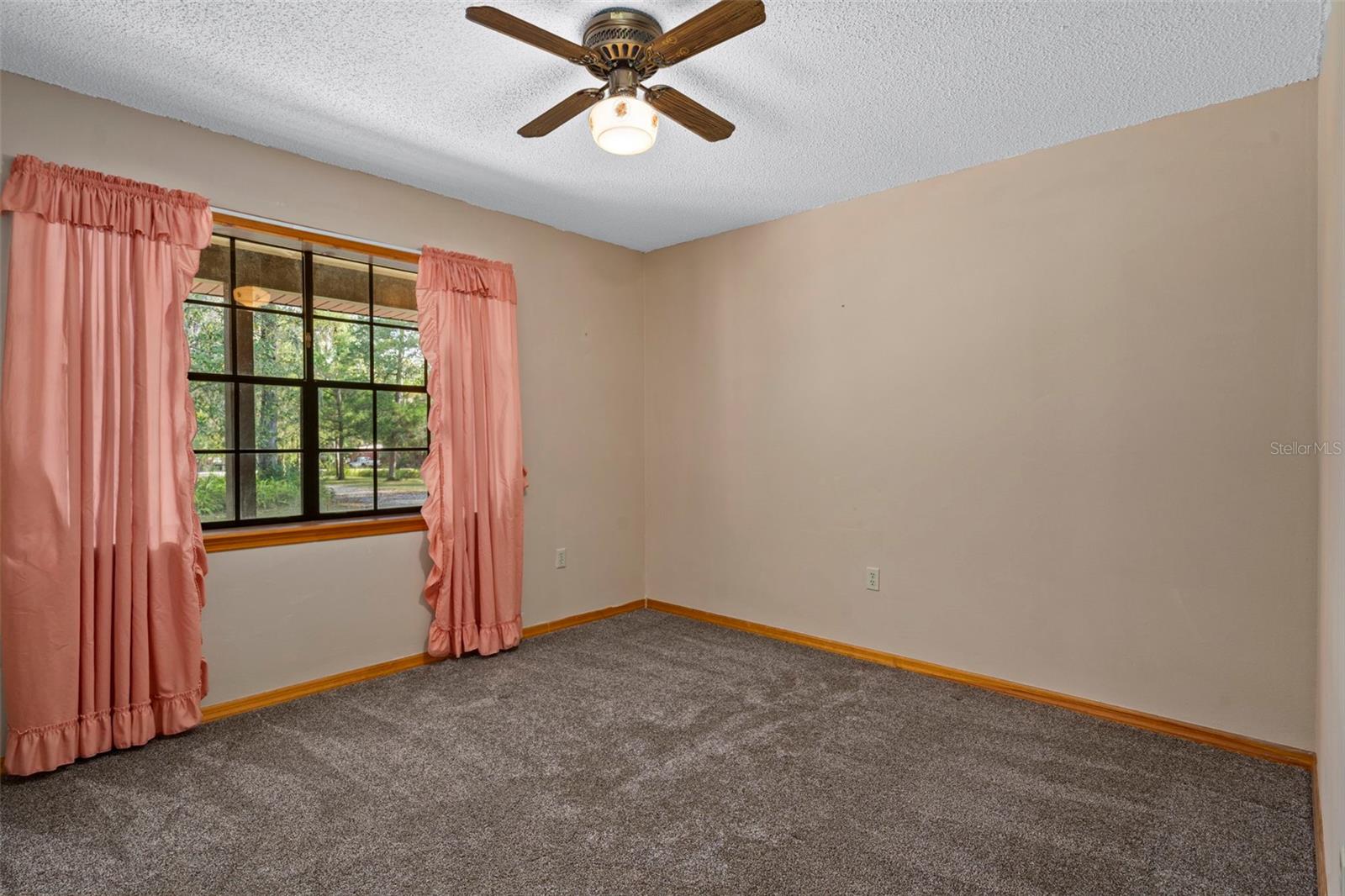 Image 32 of 56 For 12047 Timber Lane