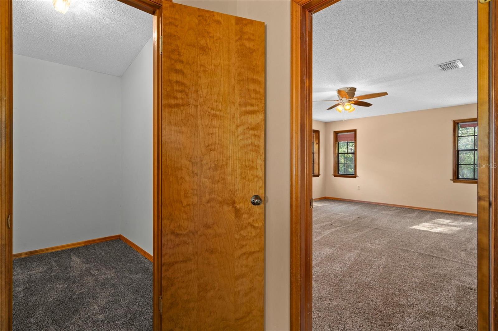 Image 39 of 56 For 12047 Timber Lane