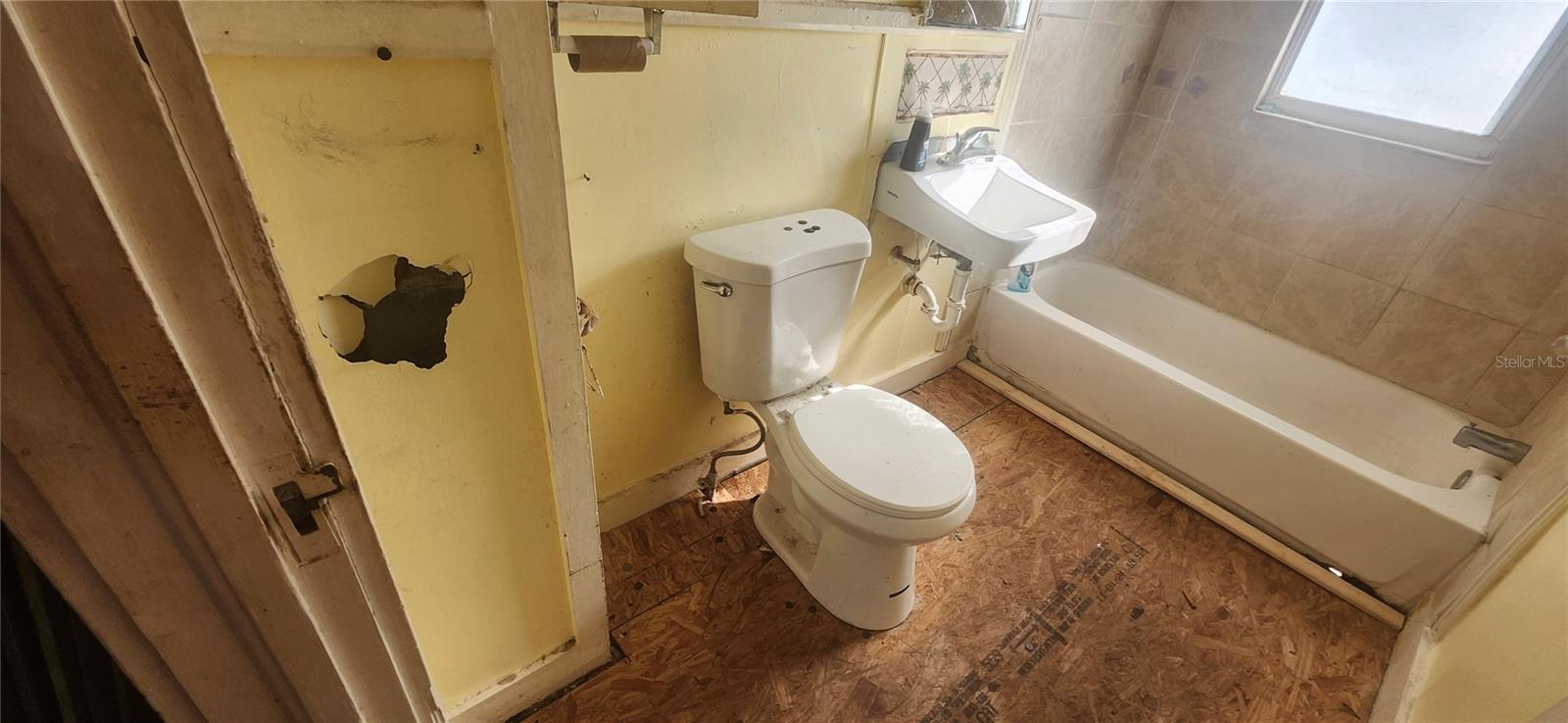 Image 10 of 17 For 5212 Limestone Drive